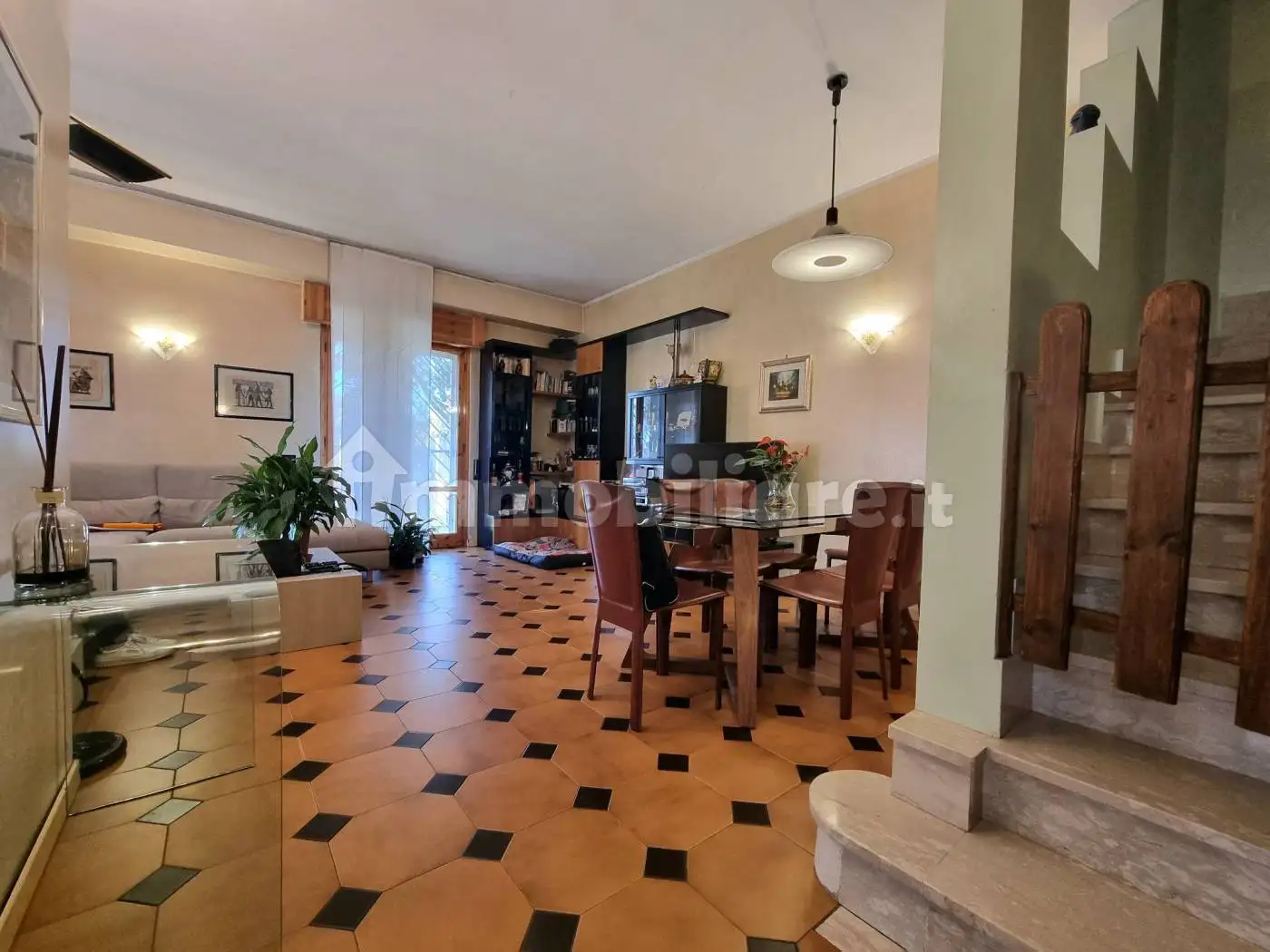 Villa bifamiliare in vendita a Roma