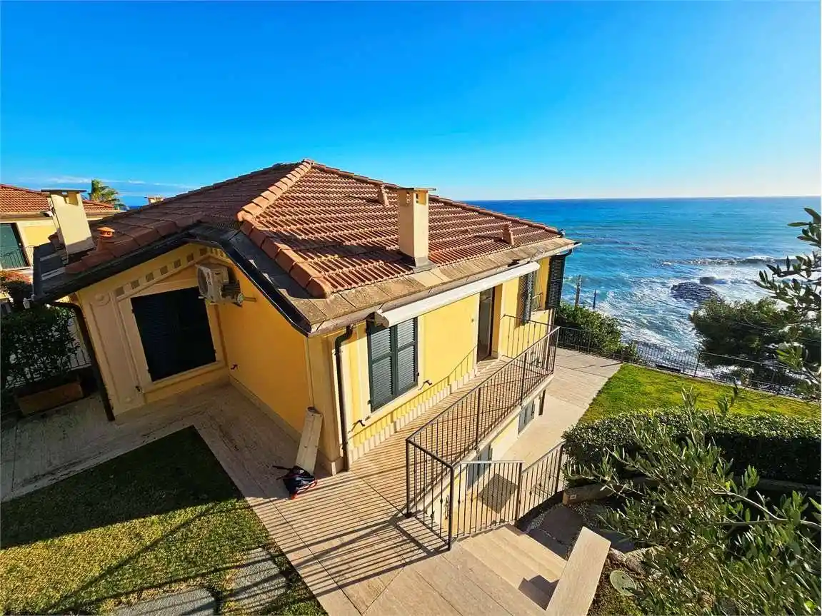 Appartamento in villa Strada Privata Casette 5, Cervo - foto 2