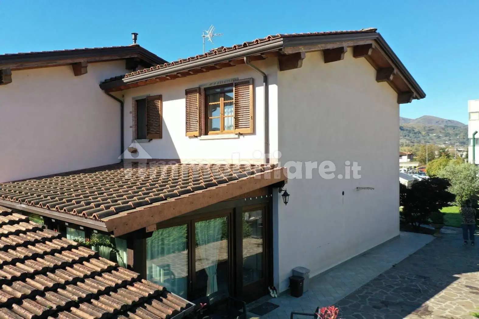 Villa a schiera via Pietro Togneri, 1, Centro, Castelnuovo di Garfagnana - foto 3