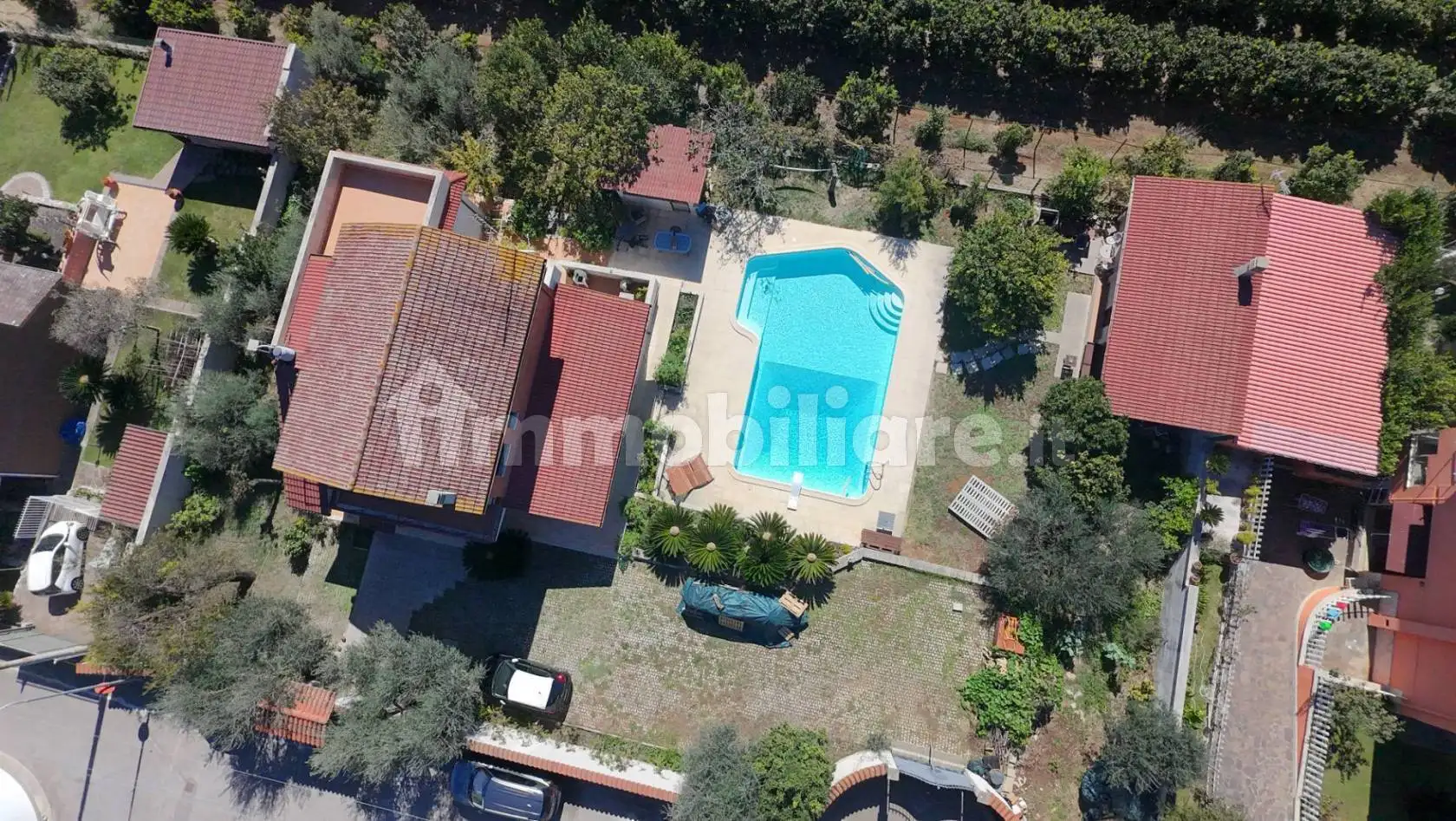 Villa in vendita a Genzano di Roma