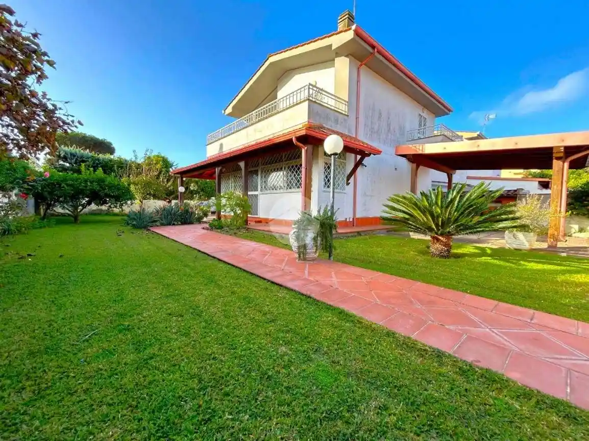 Villetta a schiera in vendita a Anzio