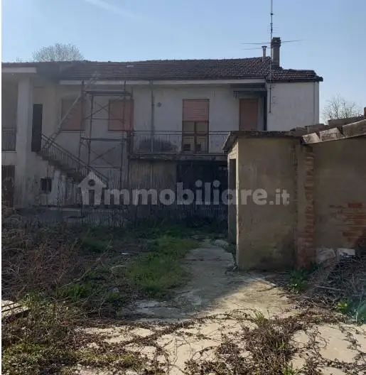 Palazzo - Stabile in asta a Bassignana