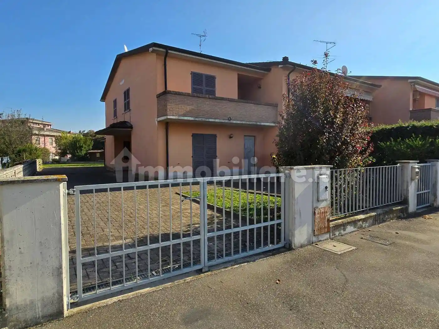 Villetta a schiera in vendita a Besenzone