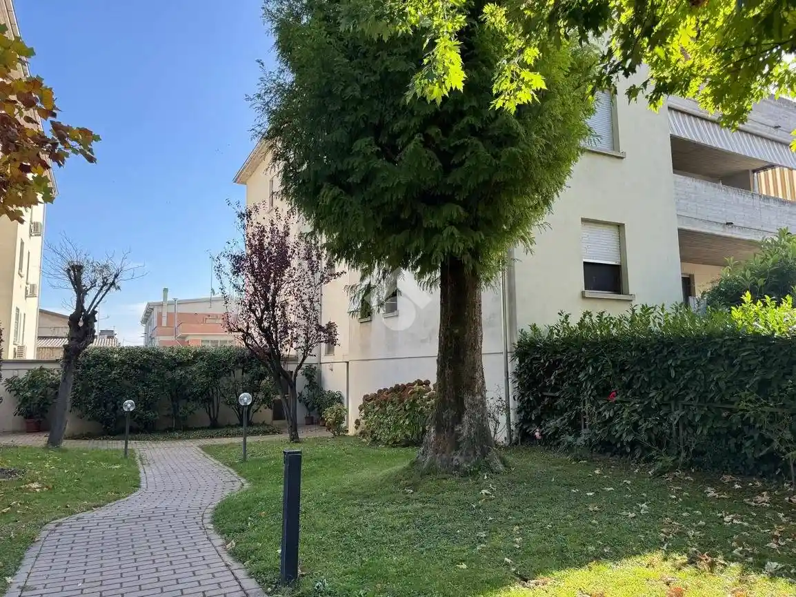 Appartamento in vendita a Parma