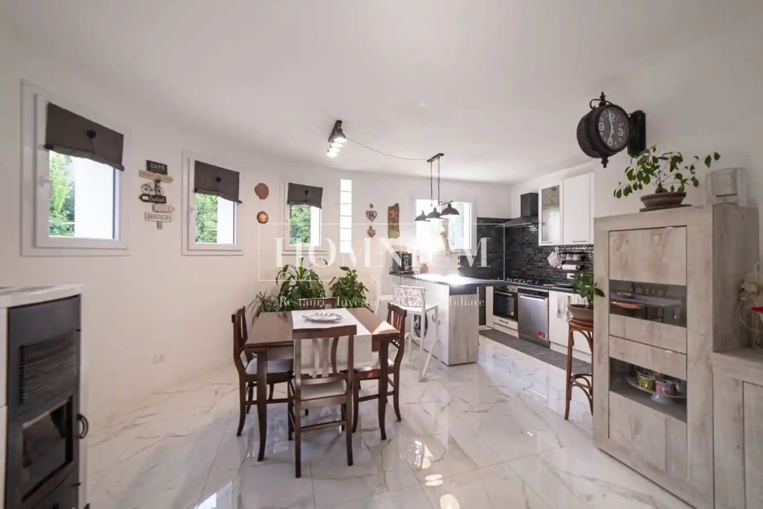 Appartamento in vendita a Paese