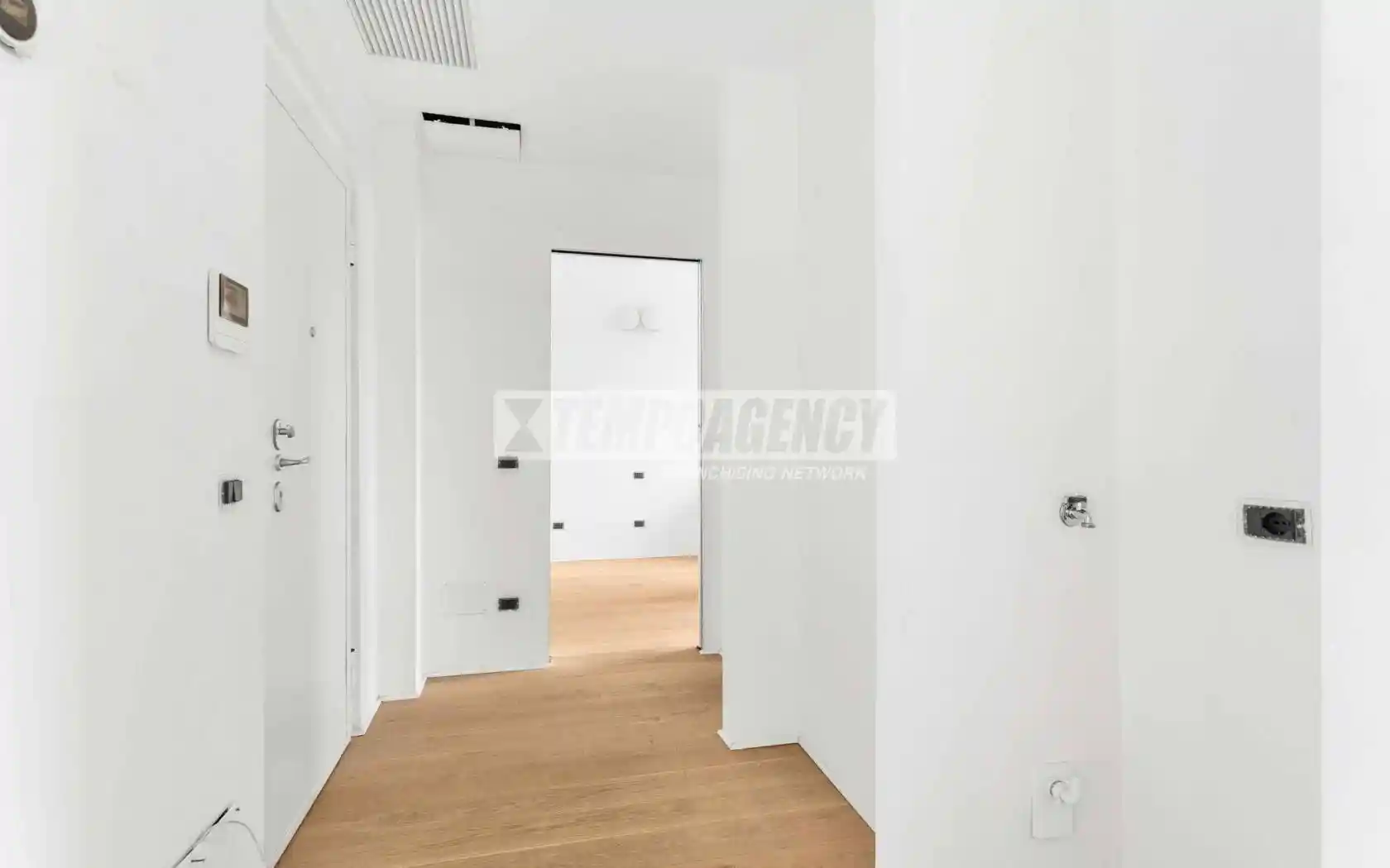 Bilocale via Simone Martini 22, Famagosta, Milano - foto 2