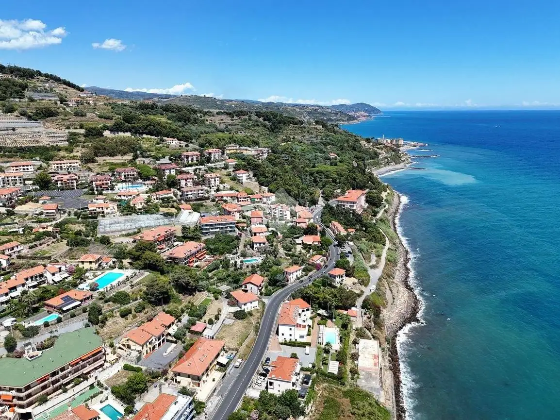 Bilocale via bonfante 10, Piani Ciapin, Cipressa - foto 2