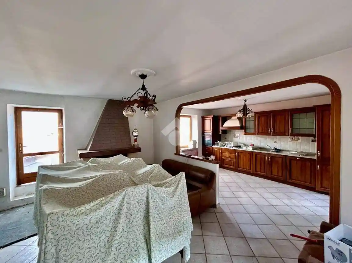 Terratetto plurifamiliare via Longobardi 2, Centro, Chiusa di San Michele - foto 4