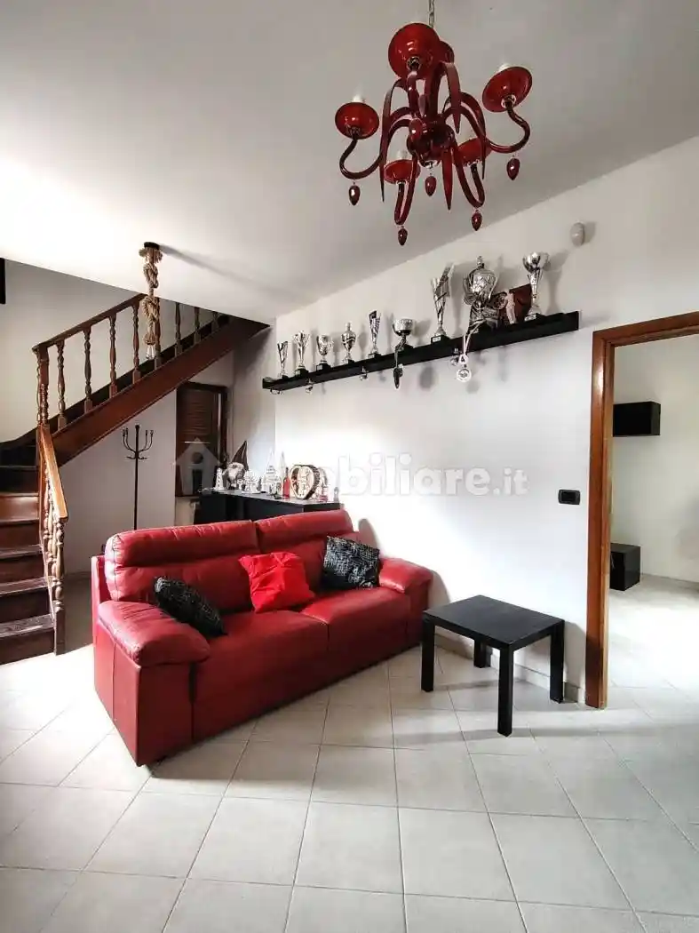 Villa in vendita a Folignano