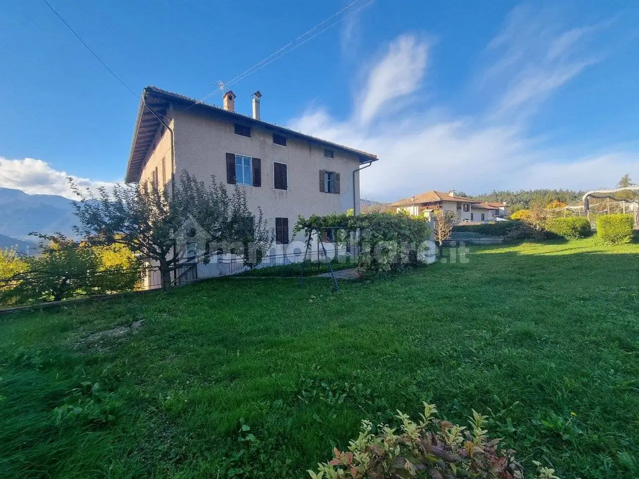Casa indipendente in vendita a Romeno