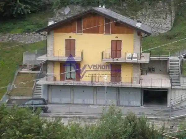 Trilocale ottimo stato, terzo piano, Averara - foto 2