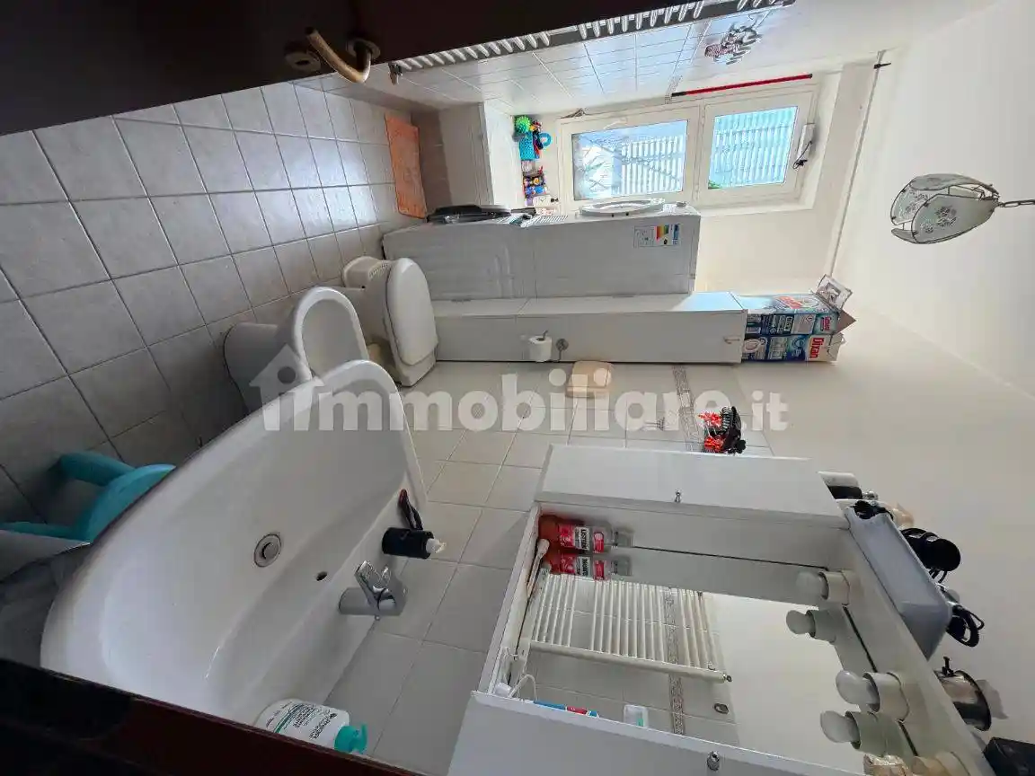 Trilocale via Silvio Pellico 6, San Zeno, Verona - foto 5