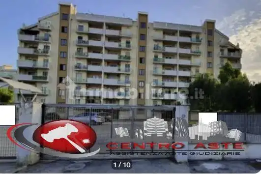 Appartamento in asta a Taranto