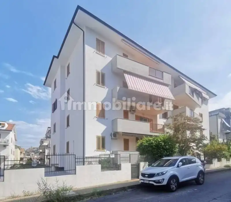 Attico via Latina 36, Centro, Amantea