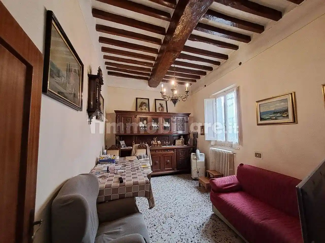 Casa indipendente in vendita a Cortona