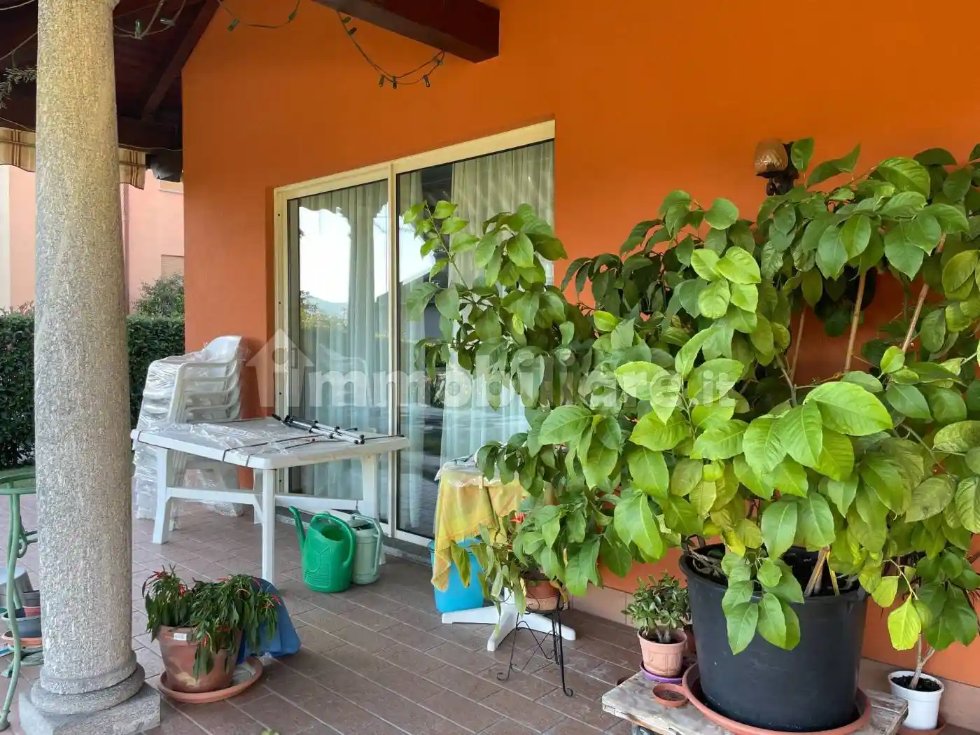 Villa in vendita a Arizzano