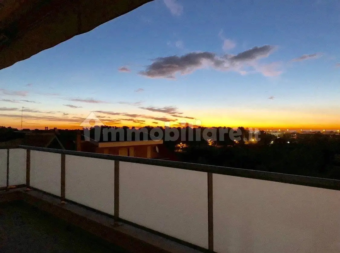 Appartamento via Lago Isoletta 15, Colle Pineta - Colle Santo Spirito, Pescara