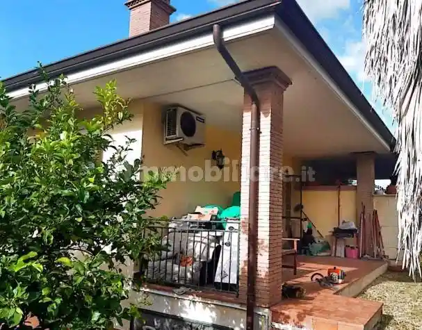 Villa in vendita a Ardea