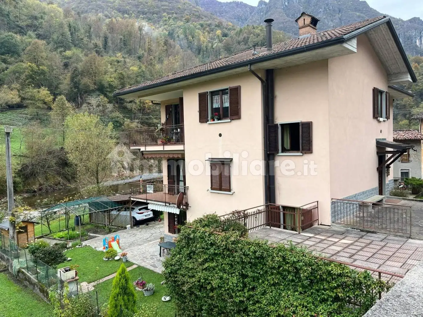 Appartamento in vendita a San Giovanni Bianco