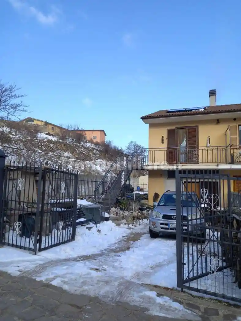 Casa indipendente in vendita a Cascia