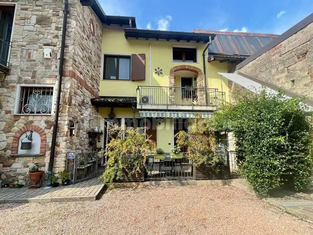 Terratetto unifamiliare viale Borri 400, Bizzozzero, Varese - foto 2