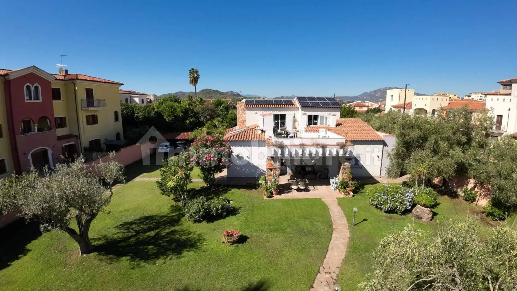 Villa in vendita a Olbia