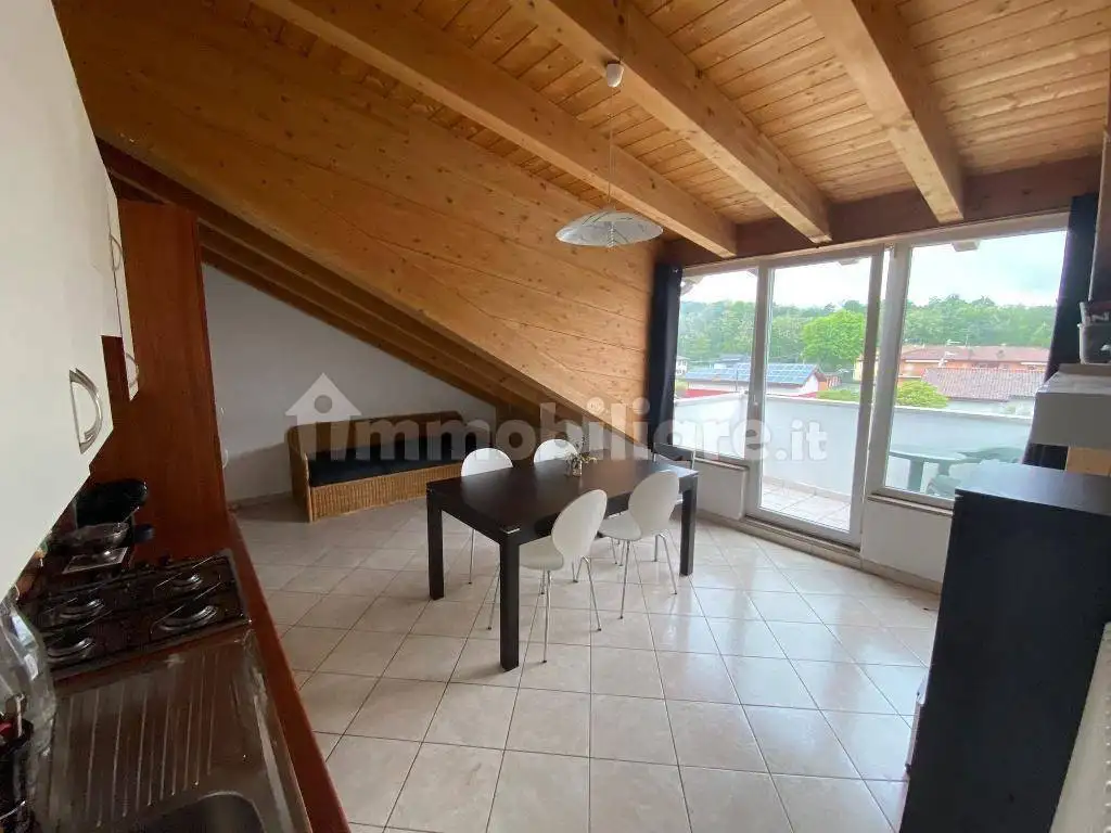 Mansarda ottimo stato, 55 m², Villadosia, Casale Litta - foto 4