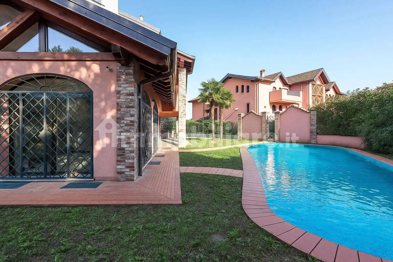 Villa in vendita a Abbiategrasso
