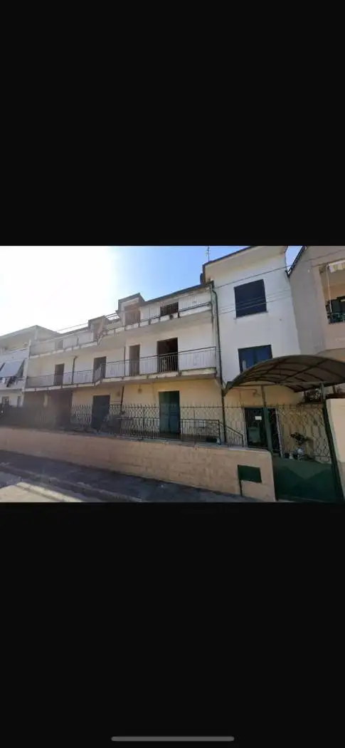 Palazzo - Edificio in vendita a Sant'Arpino