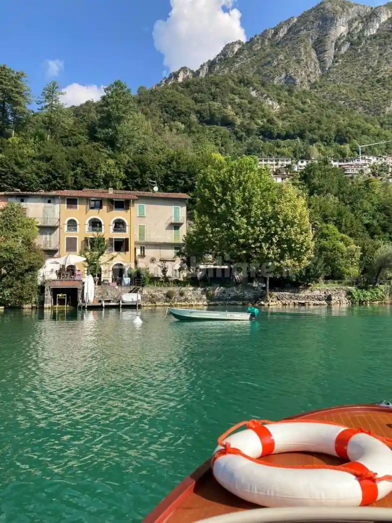 Villa unifamiliare via Statale 39, San Mamete, Valsolda - foto 2