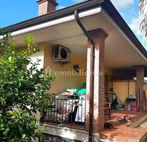 Casa indipendente in vendita a Ardea