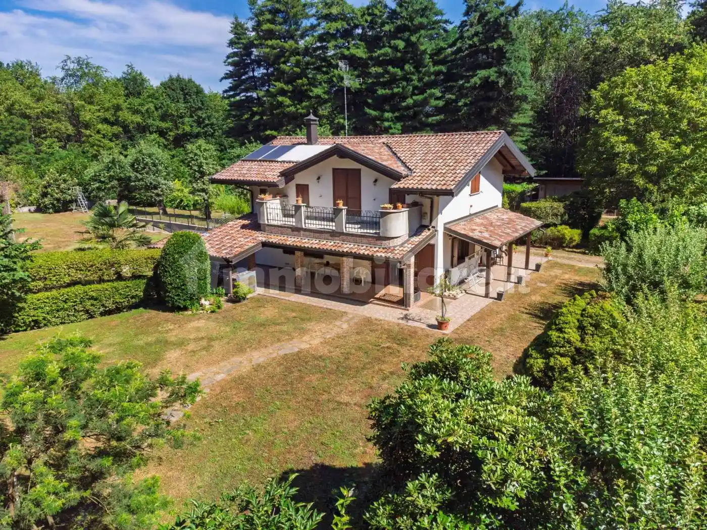 Villa in vendita a Fagnano Olona