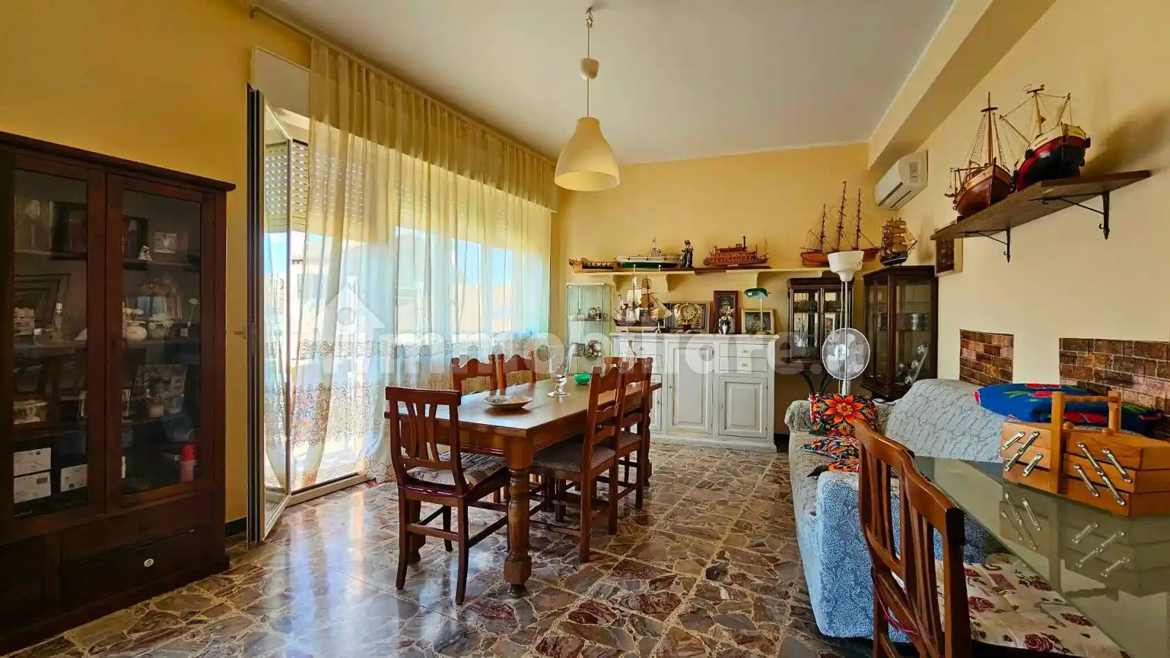 Appartamento in vendita a Falconara Marittima