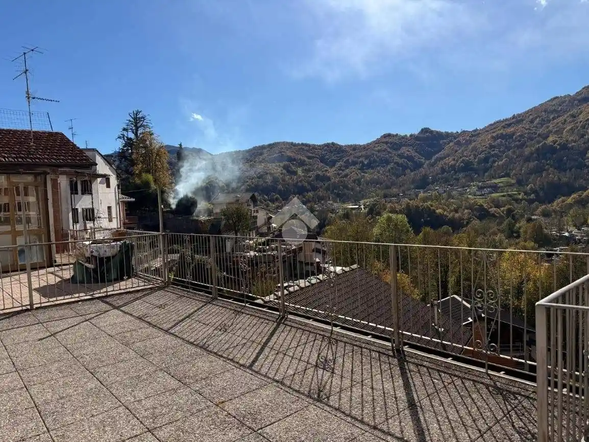 Monolocale piazza xxiv maggio 13, Centro, Viù - foto 2