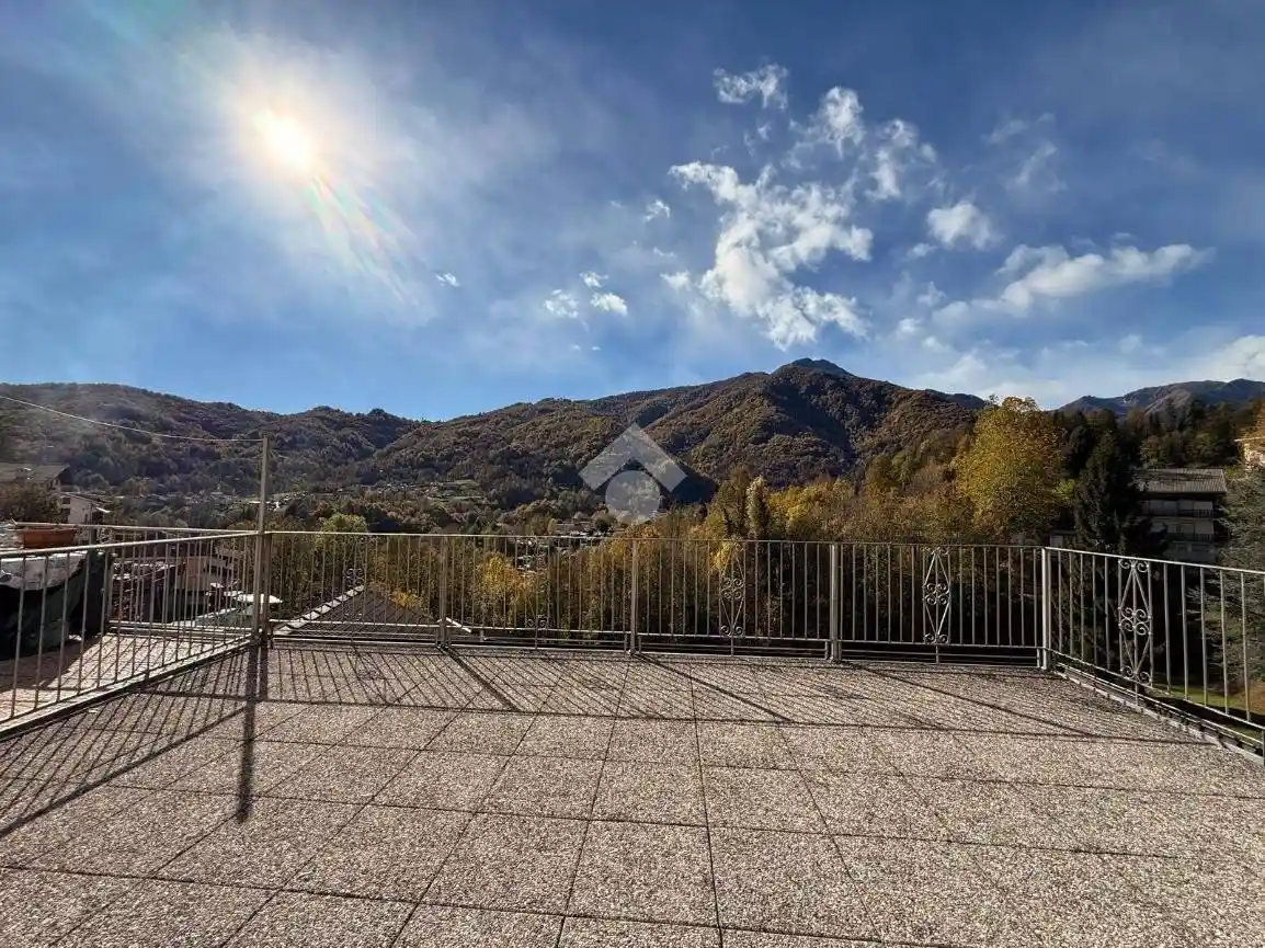 Monolocale piazza xxiv maggio 13, Centro, Viù - foto 4