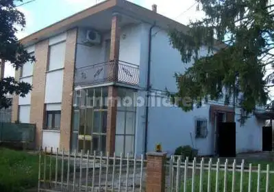 Casa indipendente all'asta frazione Vallone, via Enrico Toti, 1011, Canaro - foto 2