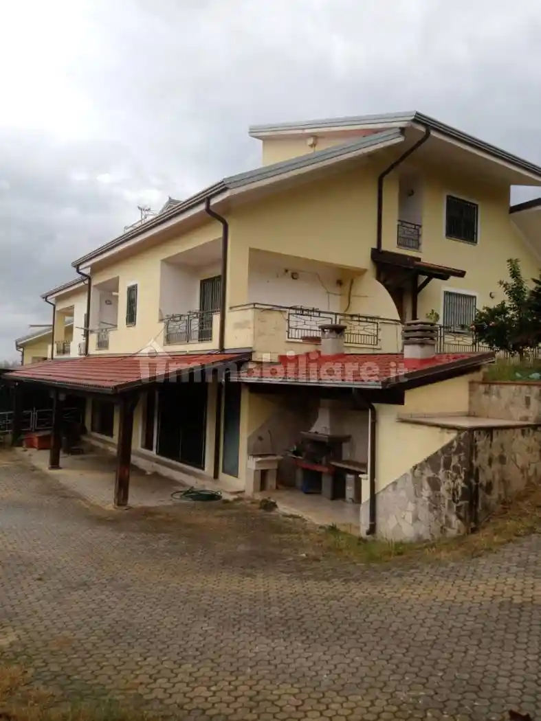 Villa bifamiliare via Raffaello Sanzio 24, Roges, Rende - foto 3