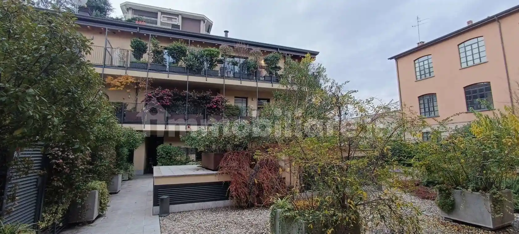 Trilocale ottimo stato, su più livelli, Ascanio Sforza, Milano - foto 4