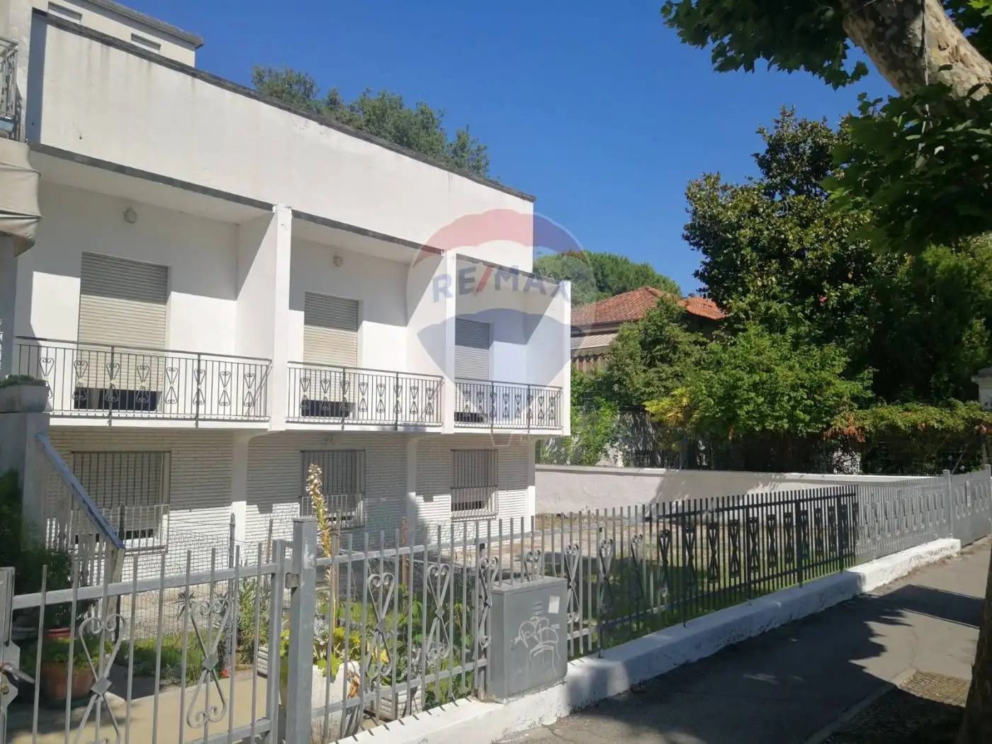 Palazzo - Edificio in vendita a Rimini