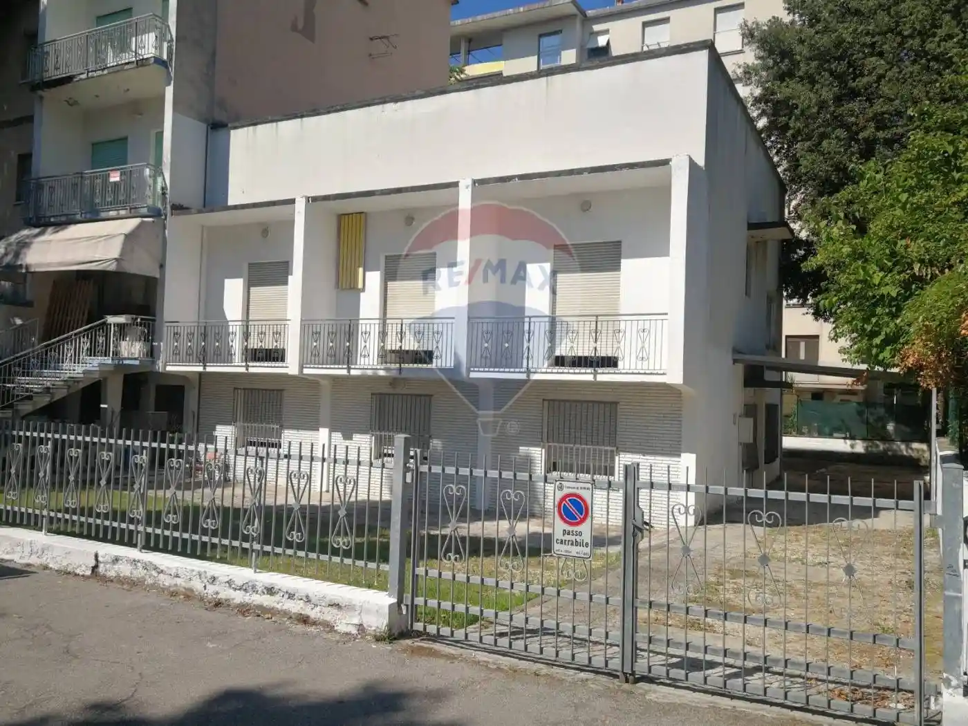 Palazzo - Edificio in Vendita - foto 2