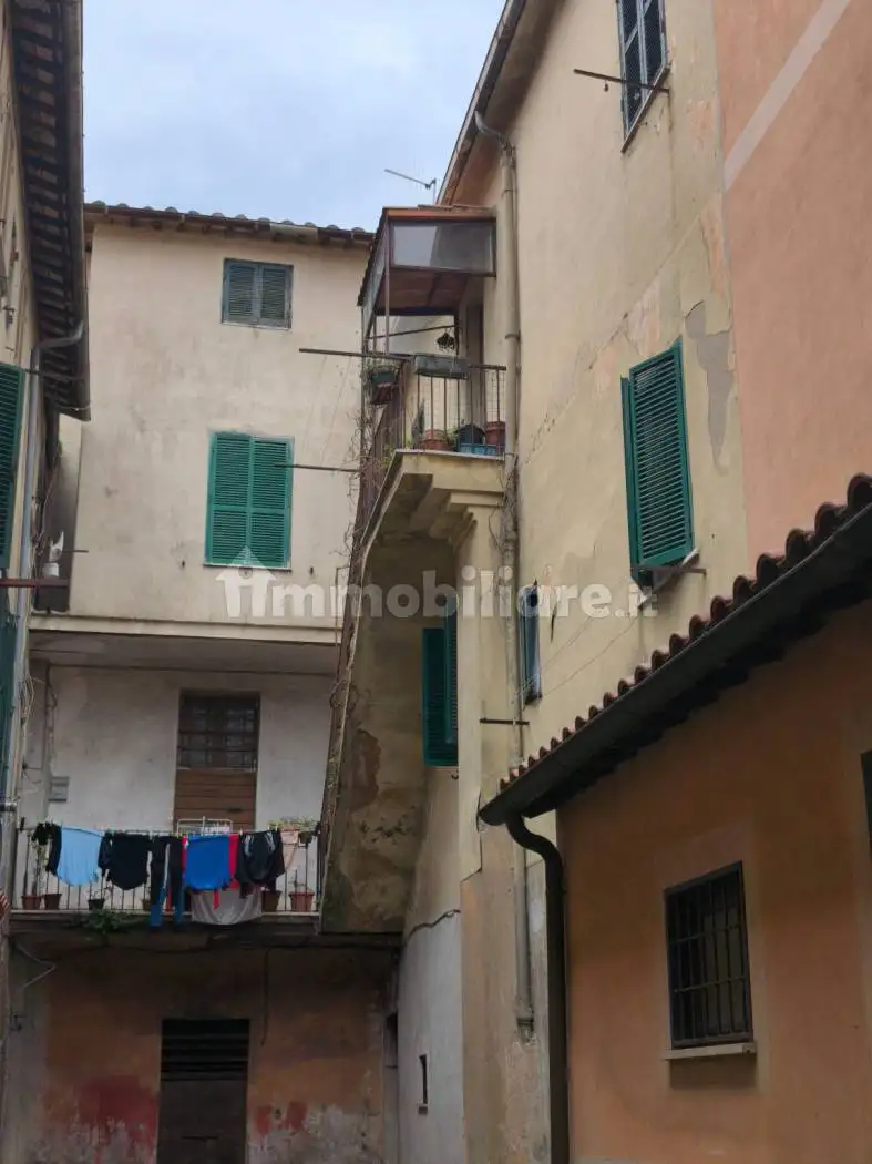 Trilocale via Adolfo Klitsche 15, Centro, Allumiere - foto 4