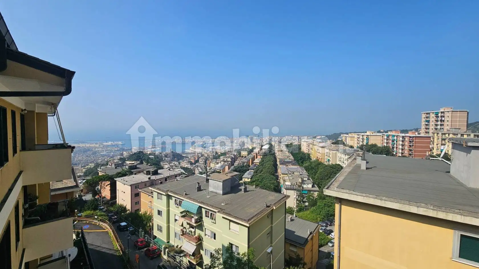 Appartamento in vendita a Genova