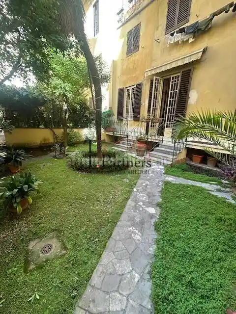 Appartamento in vendita a Firenze