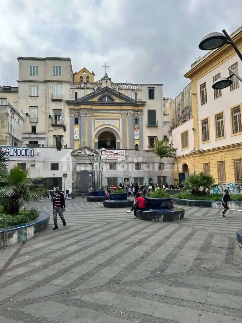 Monolocale piazza MONTECALVARIO, Quartieri Spagnoli, Napoli - foto 2