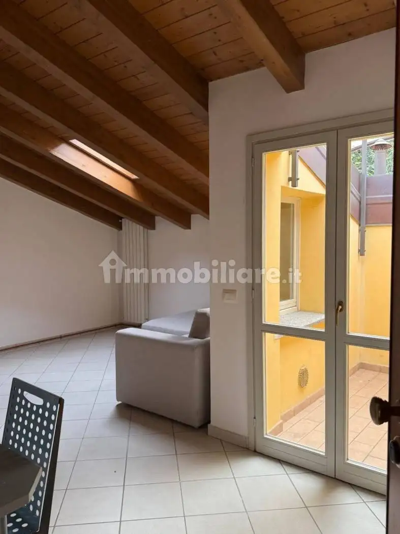 Appartamento in vendita a La Valletta Brianza