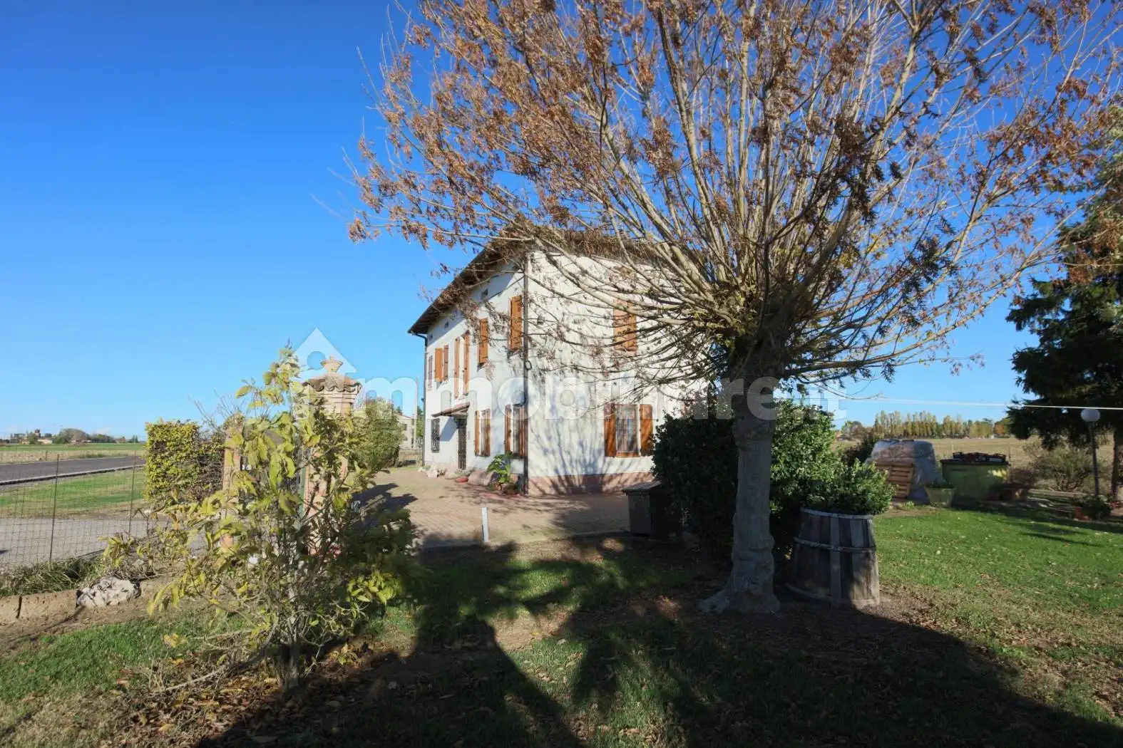 Villa in vendita a Cento