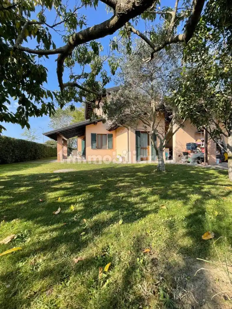 Villa unifamiliare via Franco Fornari 39, Verza, Piacenza - foto 4