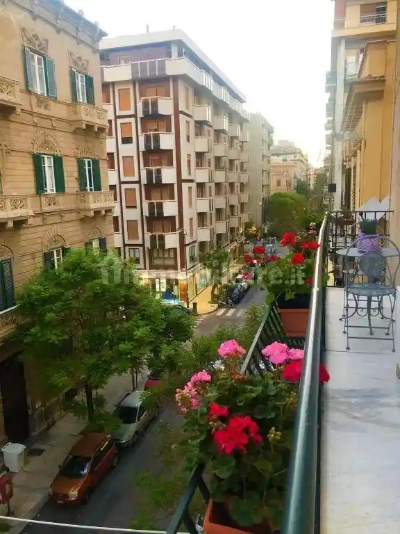 Appartamento in vendita a Palermo