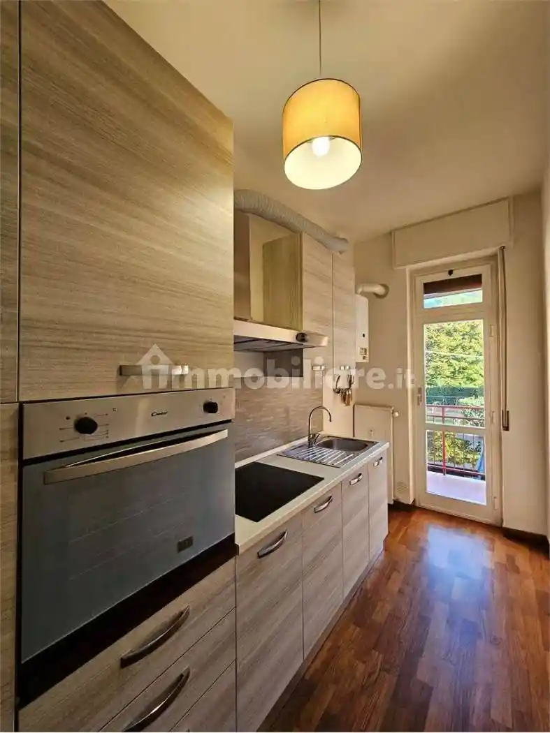 Bilocale piazza Iv Novembre, 11, Albate - Muggiò, Como - foto 3