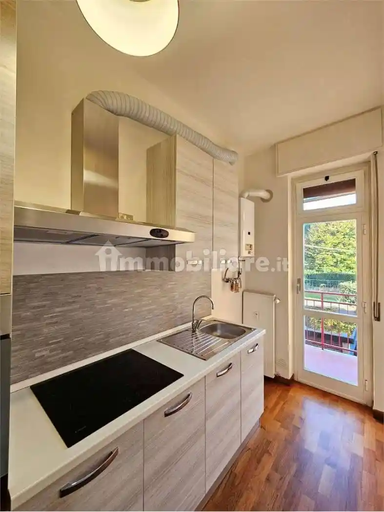 Bilocale piazza Iv Novembre, 11, Albate - Muggiò, Como - foto 4